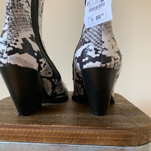 SOLD Zara Faux Snakeskin Ankle Cowboy Boot - Picture 7 of 7